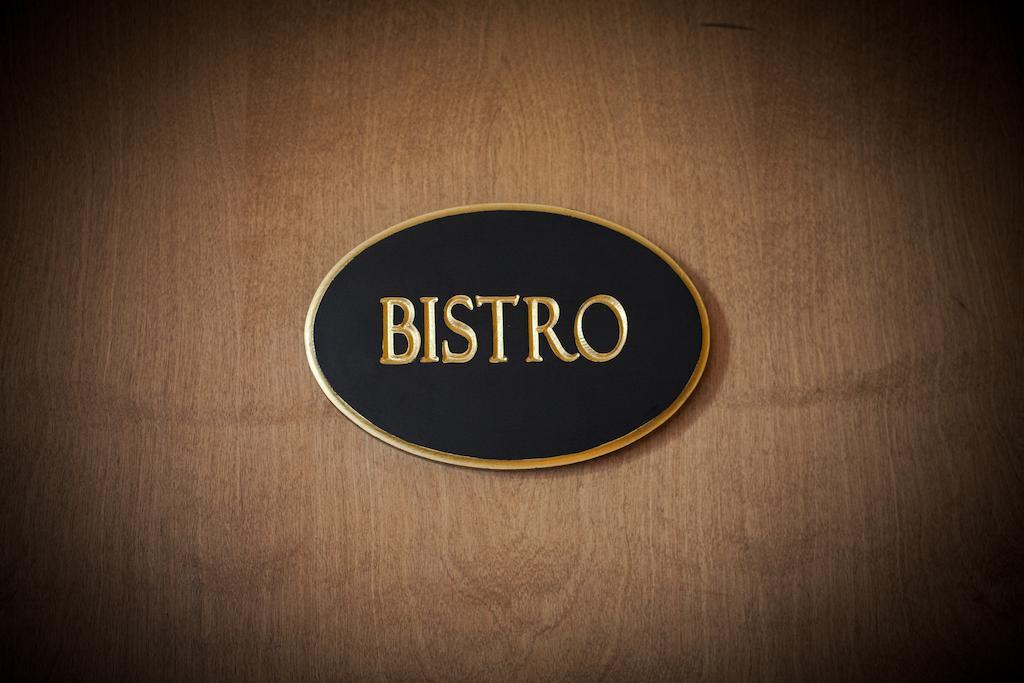 Belfry Inn And Bistro Sandwich Kültér fotó